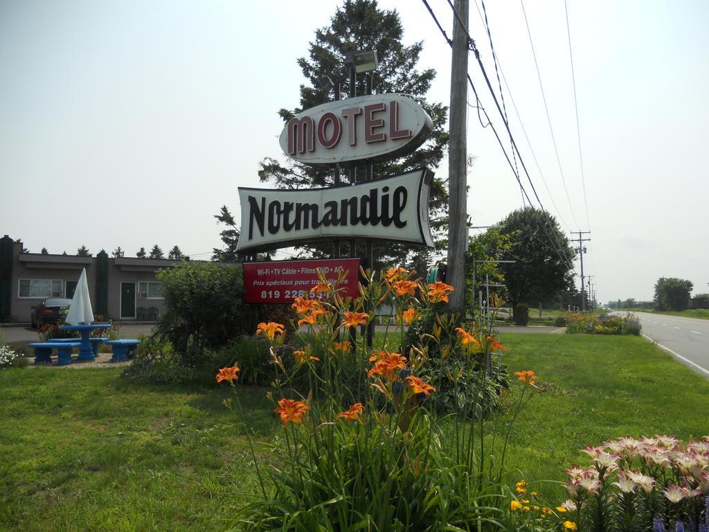 Louiseville Motel Normandie מראה חיצוני תמונה
