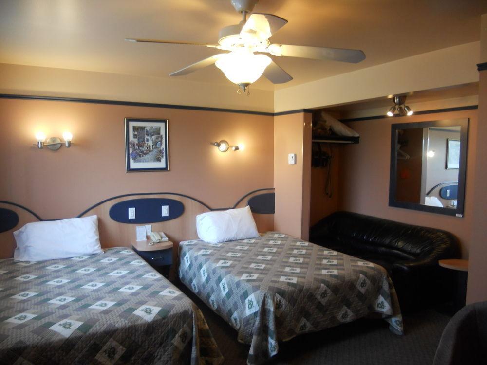 Louiseville Motel Normandie מראה חיצוני תמונה