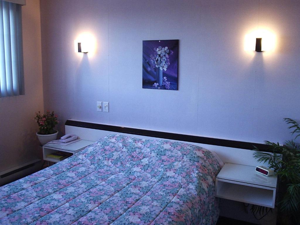 Louiseville Motel Normandie מראה חיצוני תמונה