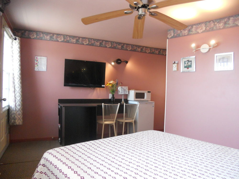 Louiseville Motel Normandie מראה חיצוני תמונה